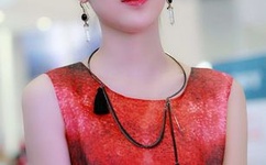 得意的笑广场舞